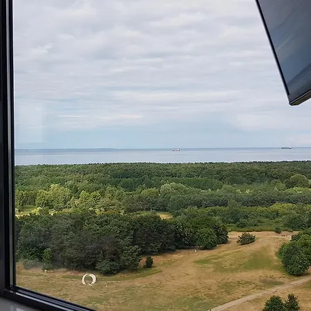 16th Floor View On The Sea And City. 15 Minutes Walk To The Beach. Apartmán Gdaňsk