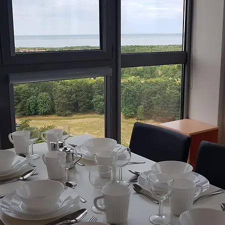 16th Floor View On The Sea And City. 15 Minutes Walk To The Beach. *